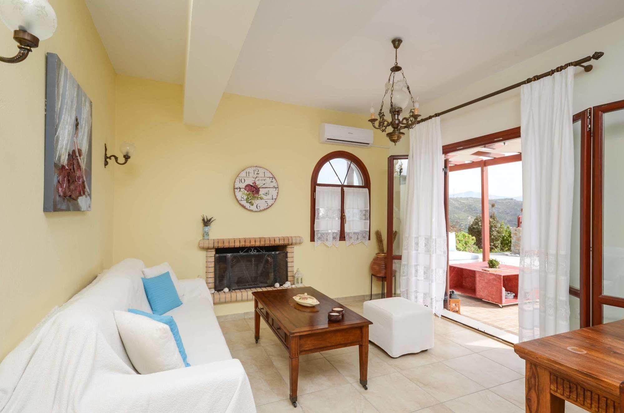 Naxos City Villa Of Roses In Naxos - Private Villa With Pool מראה חיצוני תמונה